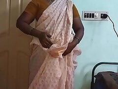 Indian Hot Mallu Aunty Nude Selfie And Fingering For  father in law